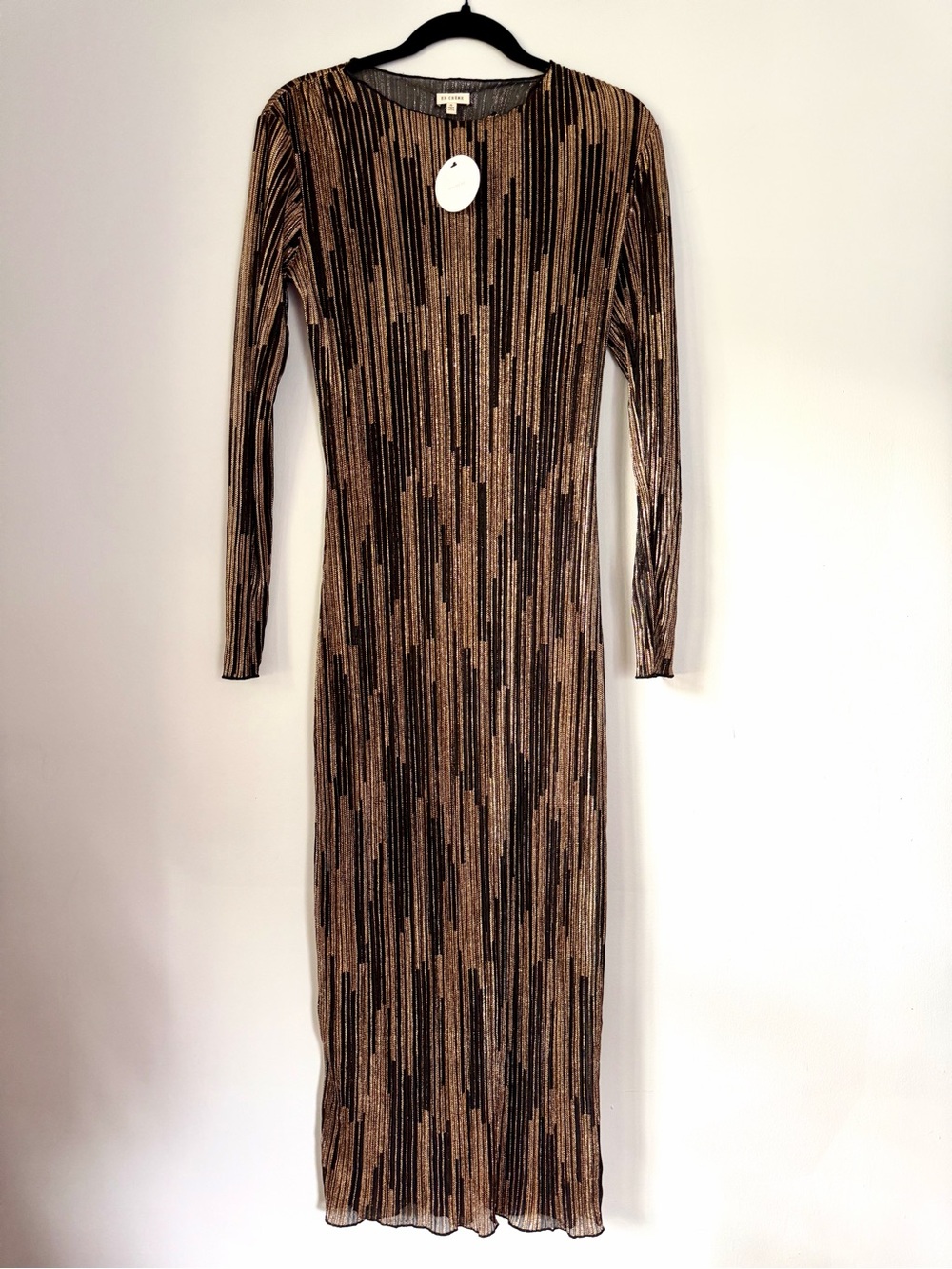 Long Sleeve Metallic Black and Gold Bodycon Dress